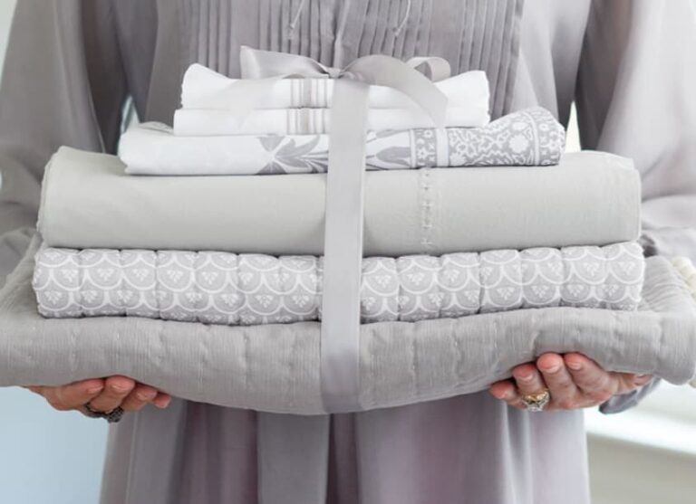 Why a Blanket Could Be the Perfect Gift?